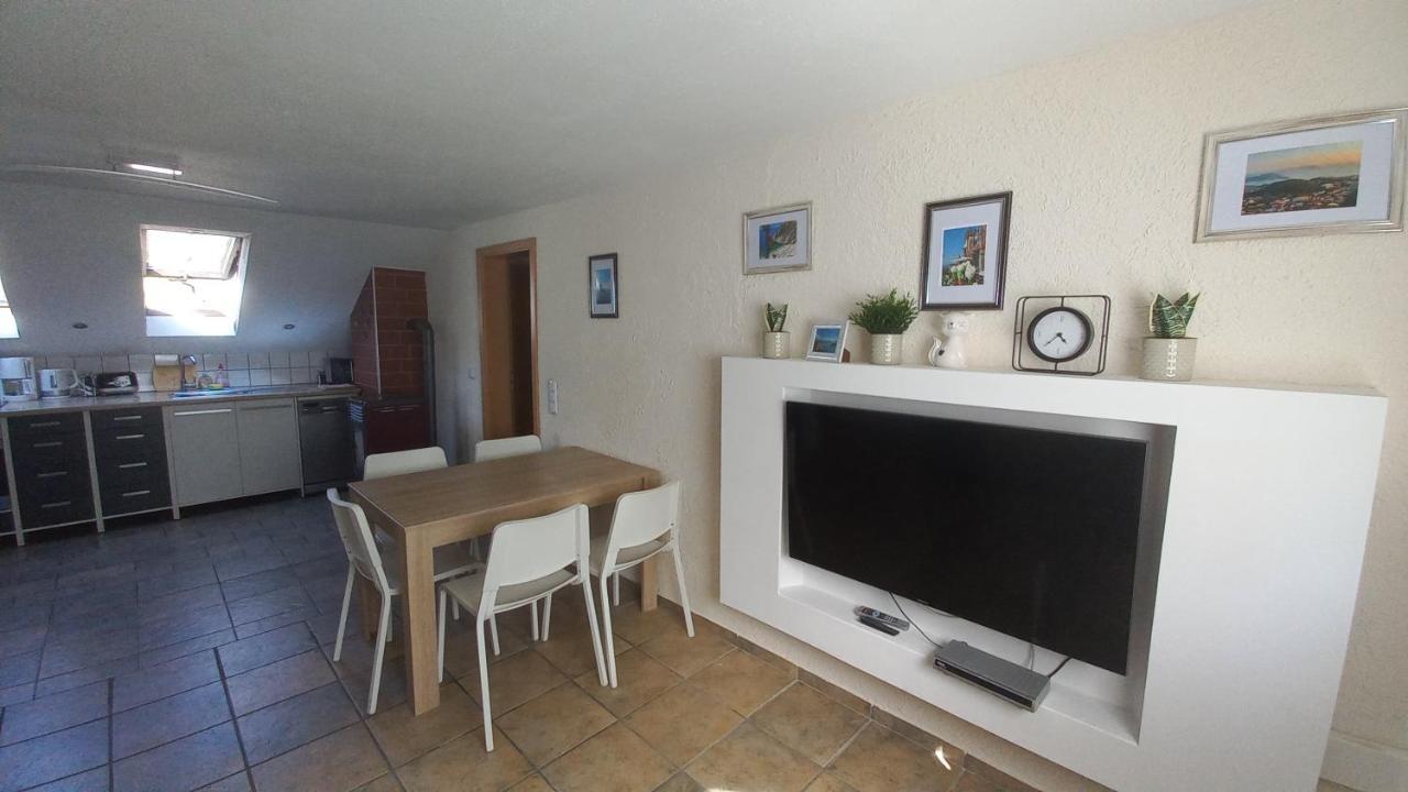 Holiday Apartment Oberveischede Buitenkant foto